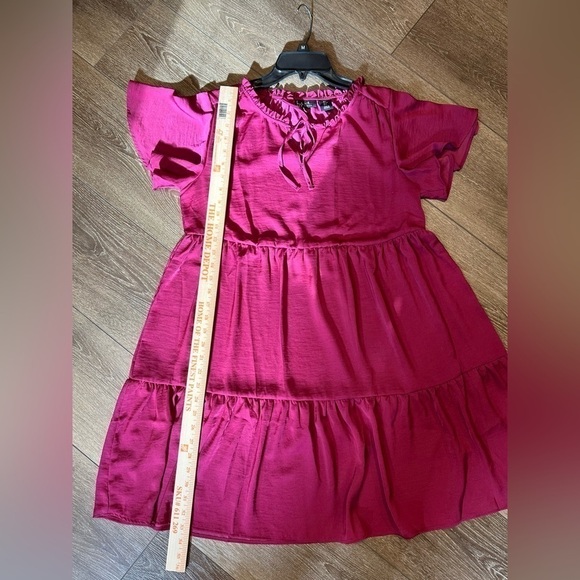 Nicole Miller Net York Tiered Mini Dress • Flutter Sleeve - Picture 6 of 8